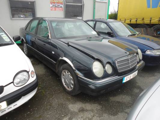 1997 MERCEDES E-CLASS  for breaking