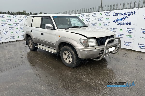 1998 TOYOTA LANDCRUISER GX 3.0 T-D LWB 5DR for breaking