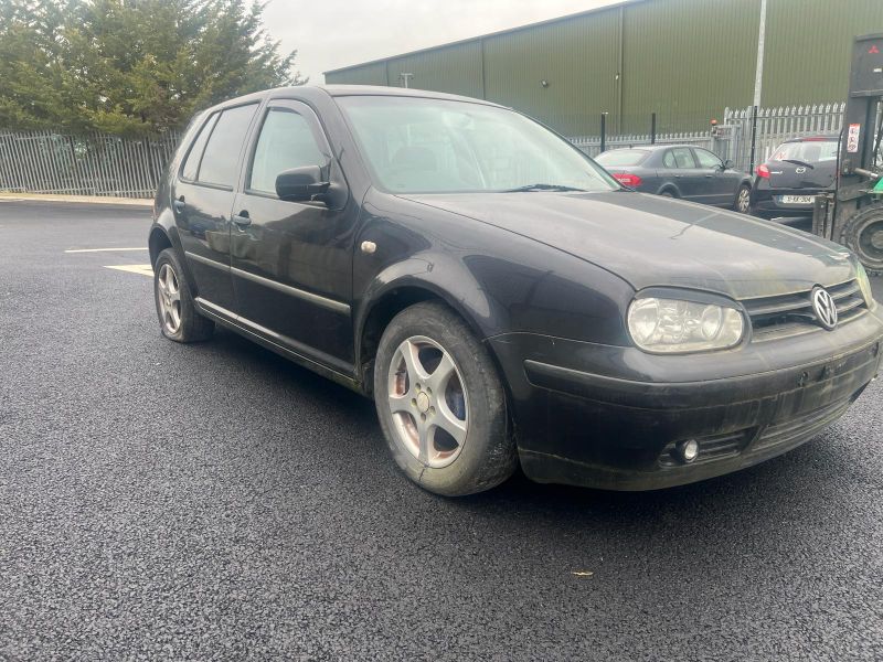 2000 VOLKSWAGEN GOLF 1.6 AUTO for breaking