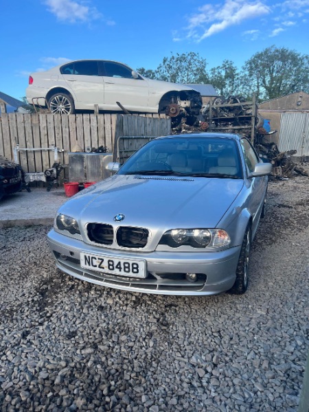 2002 BMW 3 SERIES 325ci for breaking