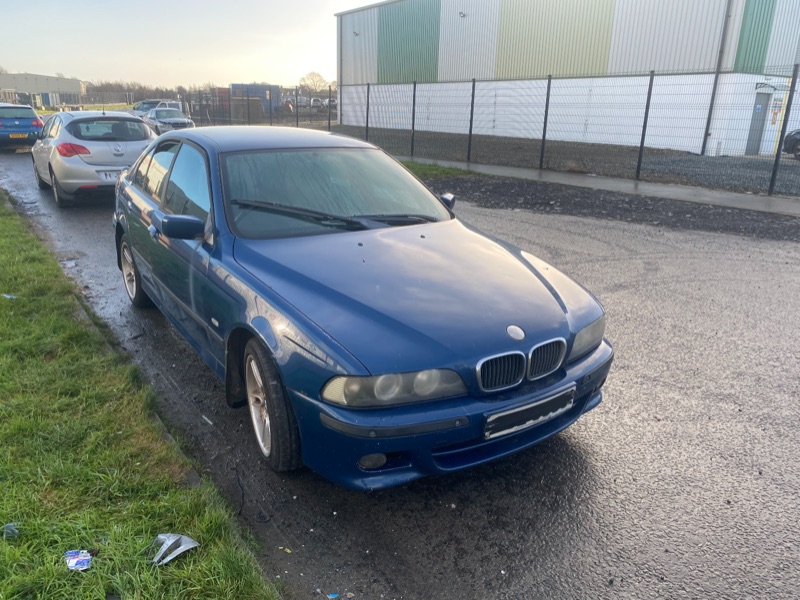 2002 BMW 5 SERIES 5 SERIES for breaking