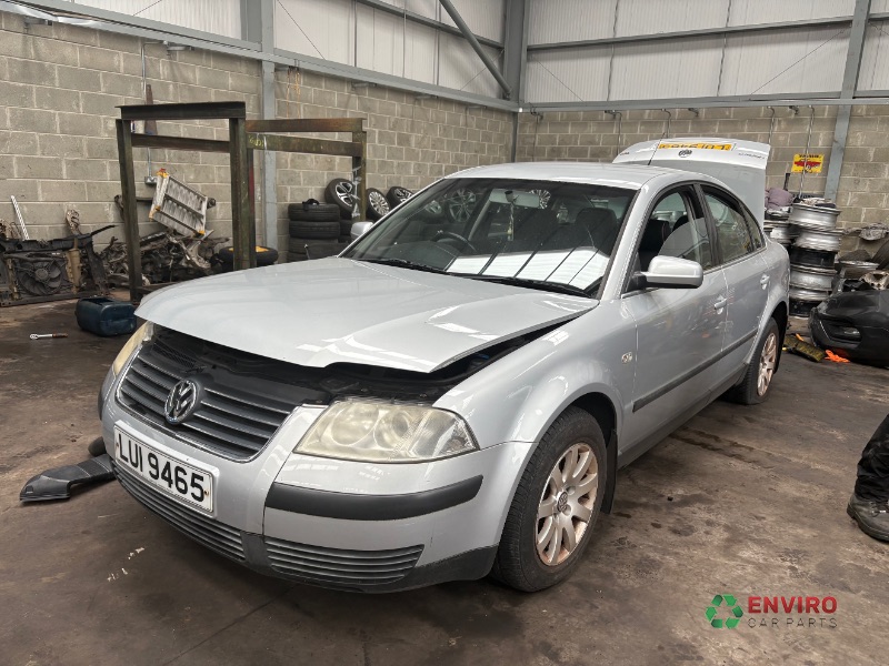 2002 VOLKSWAGEN PASSAT SE TDI for breaking