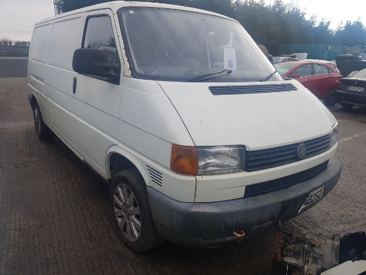 2002 VOLKSWAGEN TRANSPORTER TD 1.9 for breaking