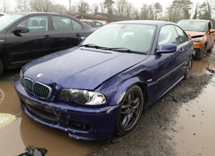 2003 BMW 3 SERIES 330 for breaking