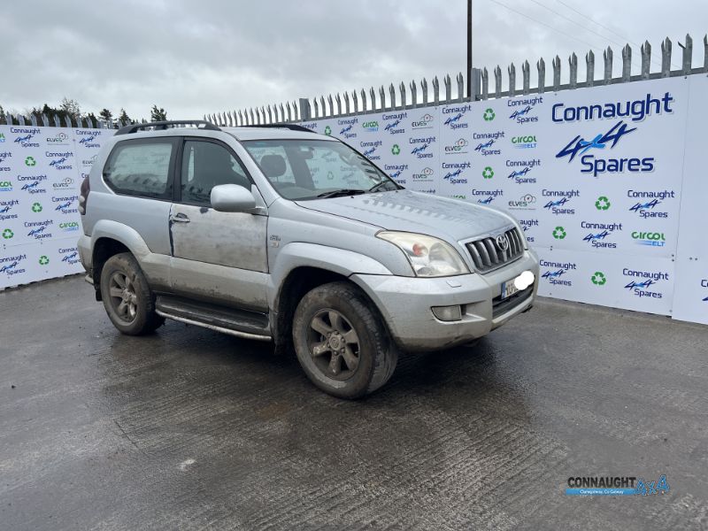 2003 TOYOTA LANDCRUISER LC3 D-4D for breaking