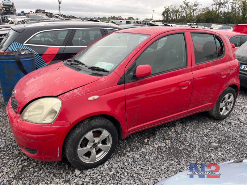 2003 TOYOTA YARIS VITZ SCP10 5DR for breaking