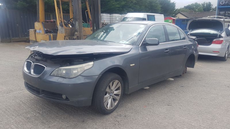 2004 BMW 5 SERIES 520I SALOON SE E60 M54 2.2 for breaking