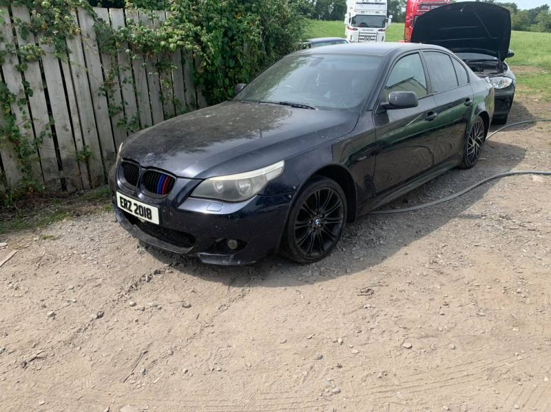 2004 BMW 5 SERIES 525D SPORT for breaking