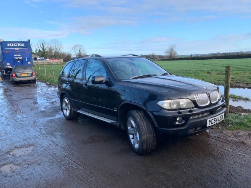 2004 BMW X5 SPORT AUTO for breaking