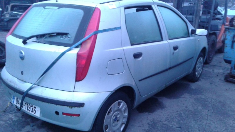 2004 FIAT PUNTO 1.2 ACTIVE 5DR 8V for breaking
