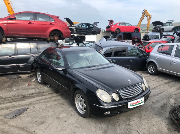 2004 MERCEDES E-CLASS 270 CDI ELEGANCE AUTO for breaking