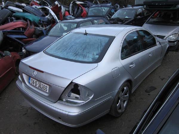 2004 MERCEDES E-CLASS E220 CDI Avantgarde for breaking