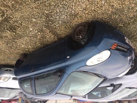 2004 NISSAN MICRA E for breaking