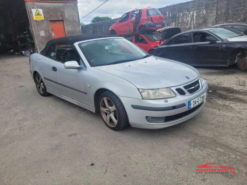 2004 SAAB 9-3 1.8T VECTOR CONVERTIBLE for breaking