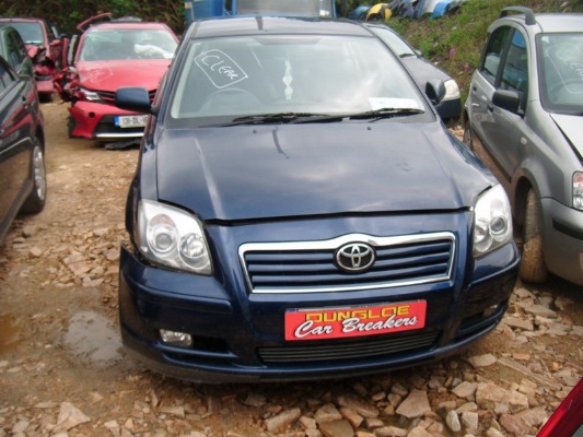 2004 TOYOTA AVENSIS Strata 4DR for breaking