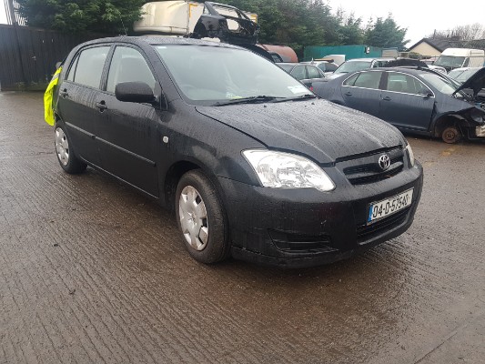 2004 TOYOTA COROLLA 1.6 Terra 5DR for breaking