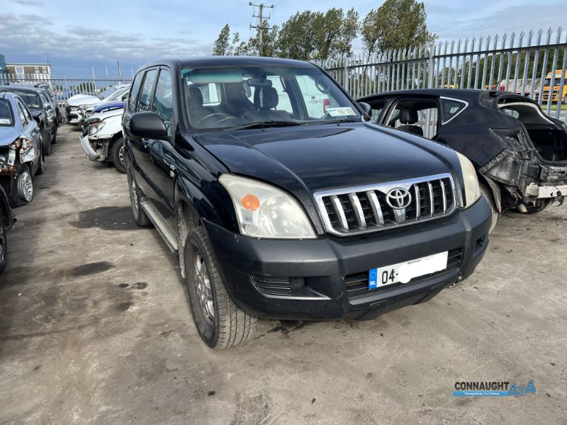 2004 TOYOTA LANDCRUISER 3.0 D-4D LC2 7SEATS 5DR for breaking