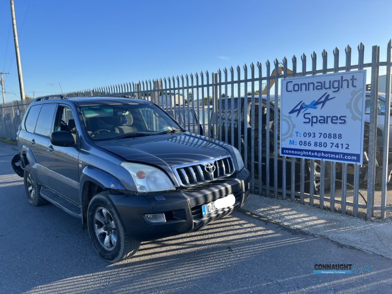 2004 TOYOTA LANDCRUISER LWB GX 5DR for breaking