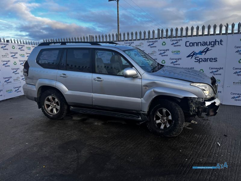 2004 TOYOTA LANDCRUISER LWB GX 5DR for breaking