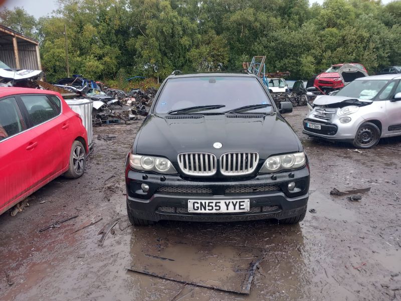 2005 BMW X5 SPORT D AUTO for breaking