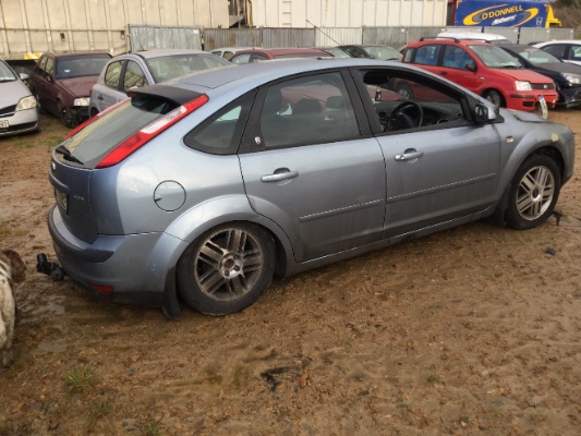 2005 FORD FOCUS 1.6tivct Ghia 115PS for breaking