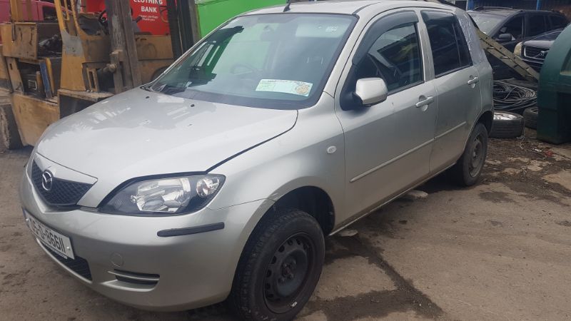 2005 MAZDA DEMIO DY3W 1.3 5DR for breaking