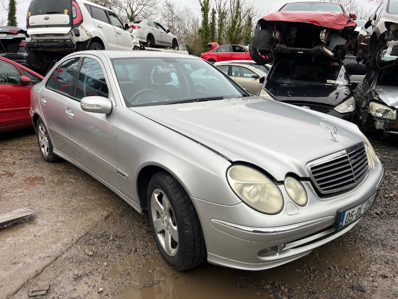 2005 MERCEDES E-CLASS 220 CDI AVANTGARDE 4DR A for breaking