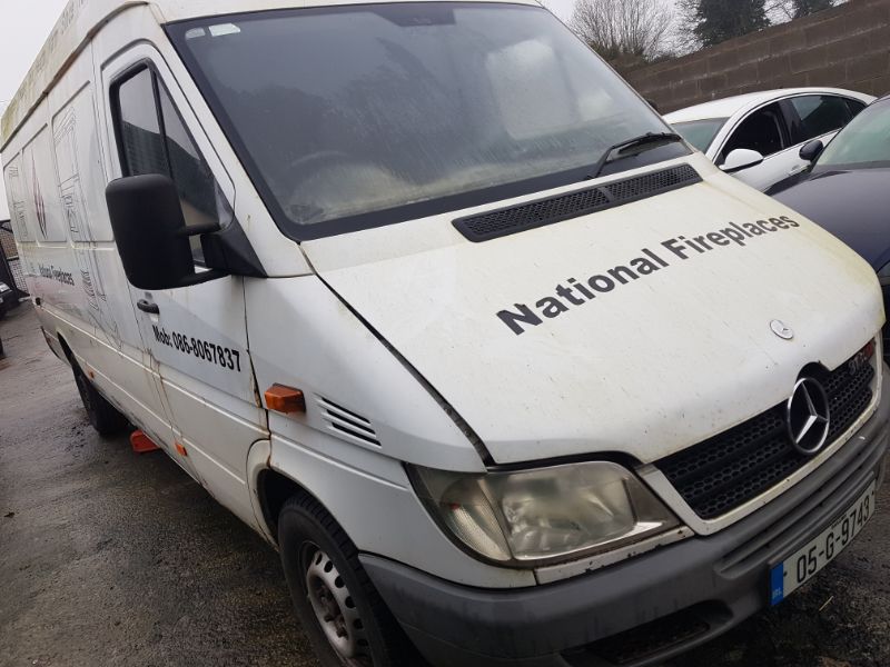 2005 MERCEDES SPRINTER CDI 313-40 for breaking