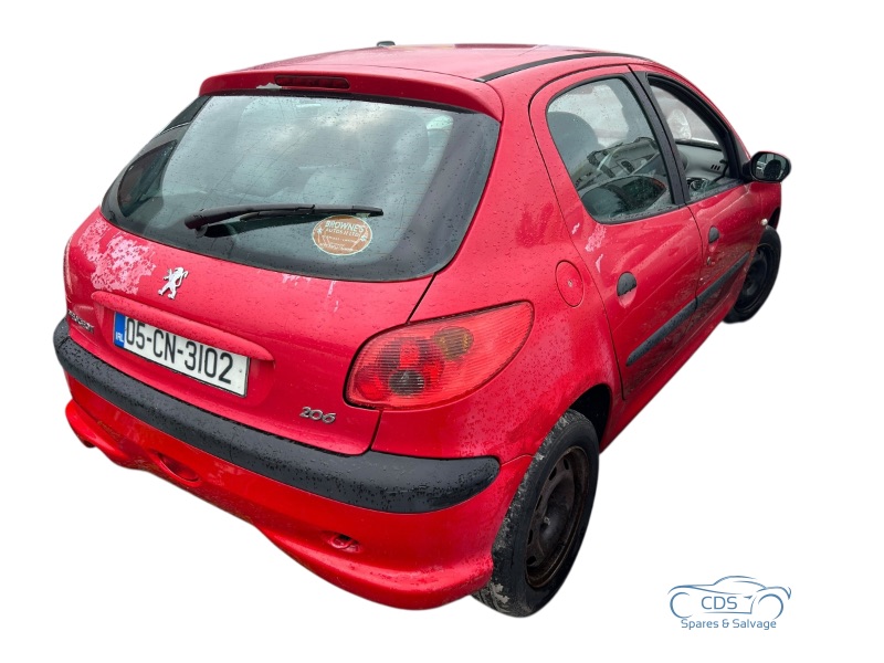 2005 PEUGEOT 206 X DESIGN 1.1 5DR for breaking