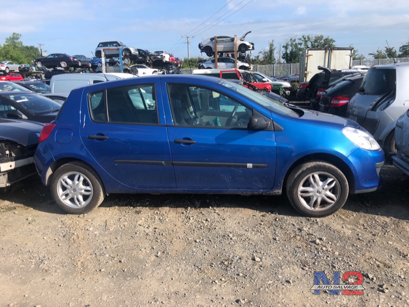 2005 RENAULT CLIO 1.2 16V SPORT PLU PLUS for breaking
