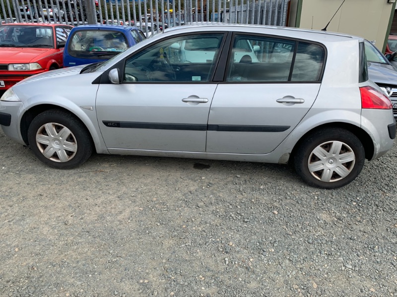 2005 RENAULT MEGANE 1.5 DCI 100 EXPRESSION 5DR for breaking