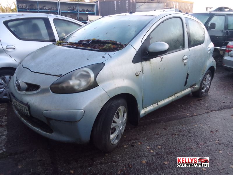 2005 TOYOTA AYGO 1.0 5DR AURA for breaking