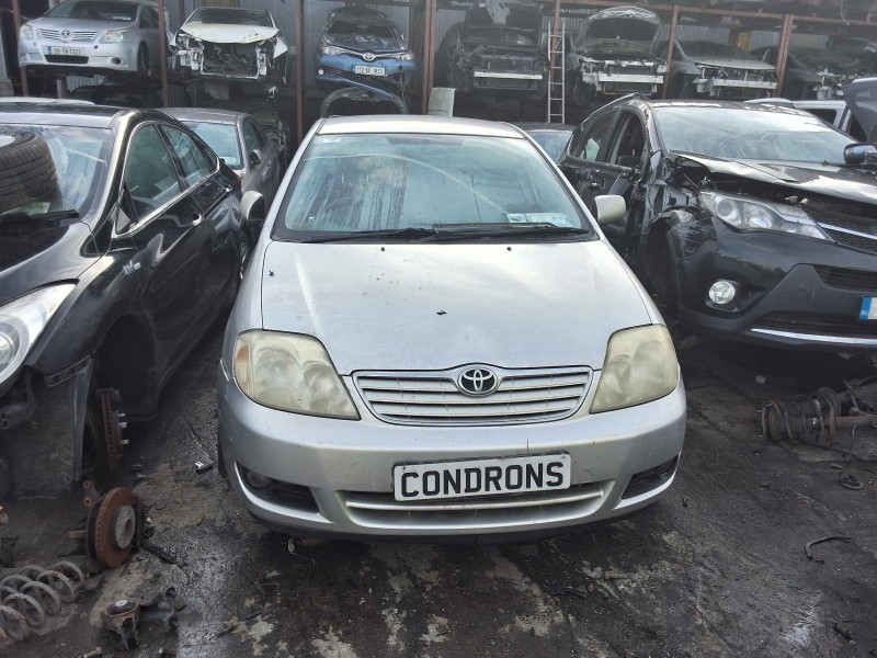 2005 TOYOTA COROLLA 1.4 LUNA 4DR MC for breaking