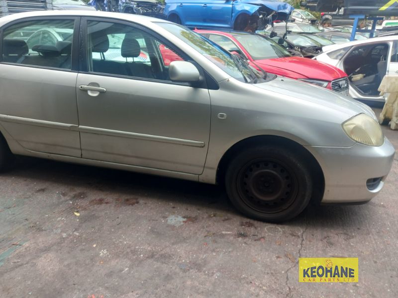 2005 TOYOTA COROLLA 1.4 TERRA 4DR MC for breaking