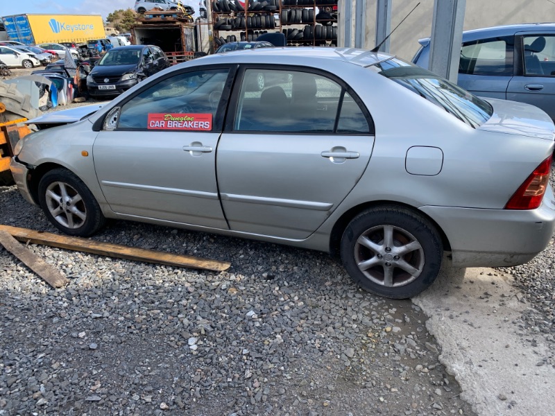 2005 TOYOTA COROLLA COROLLA 1.4 LUNA 4DR MC for breaking