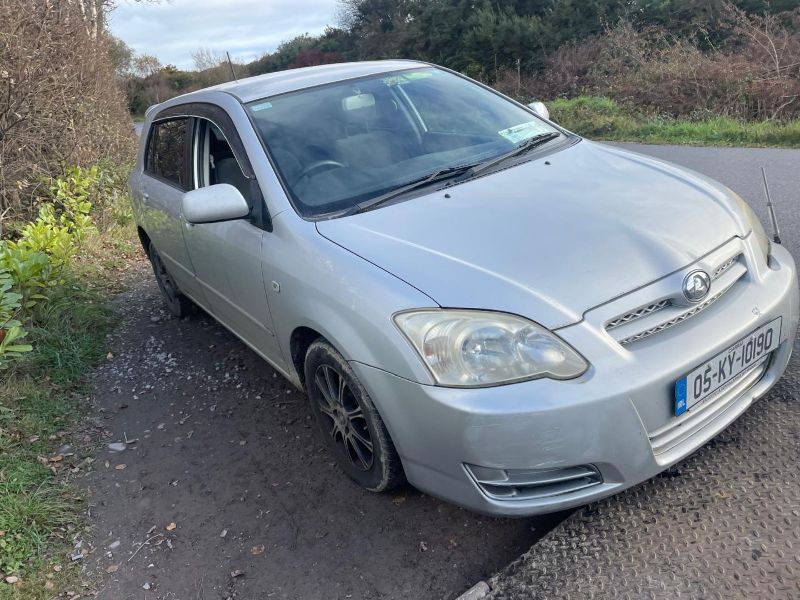 2005 TOYOTA COROLLA RUNX NZE121 5DR A AUTO for breaking