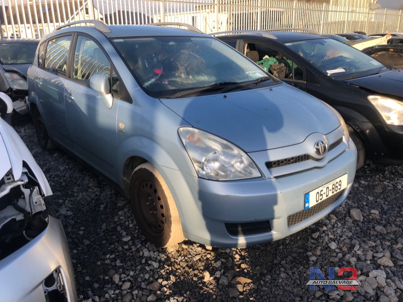 2005 TOYOTA COROLLA VERSO 1.6 TERRA for breaking