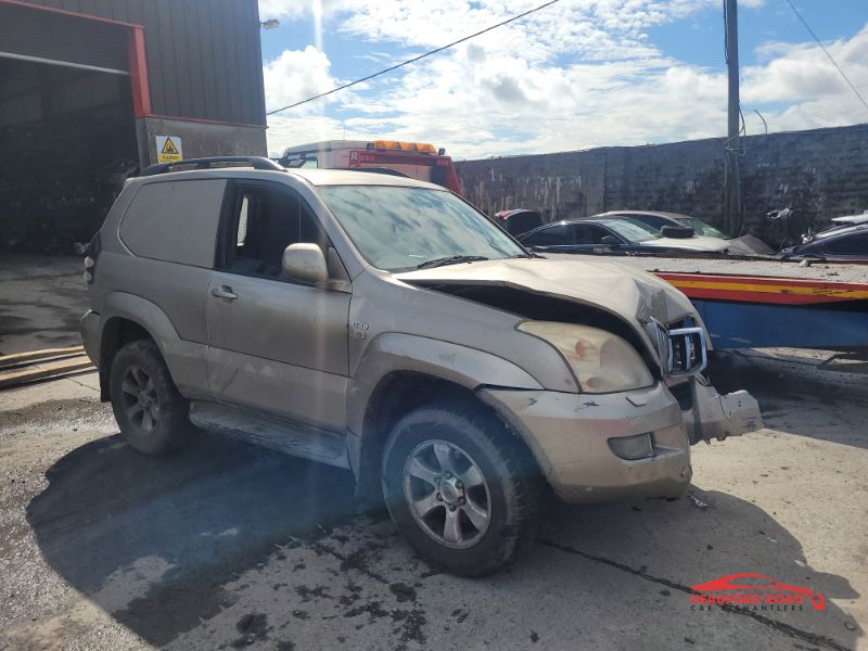 2005 TOYOTA LANDCRUISER SWB GX LC COMMERCIAL M/C for breaking