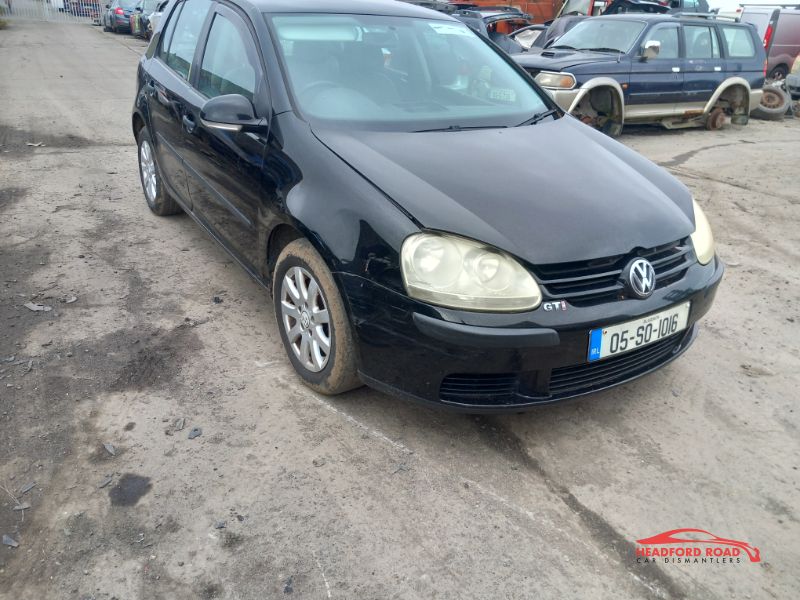 2005 VOLKSWAGEN GOLF 1.6 AUTO 5DR 102BHP for breaking
