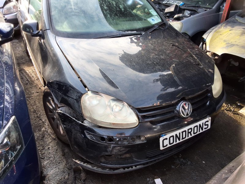 2005 VOLKSWAGEN GOLF 1.6 COMFORT 102BHP for breaking