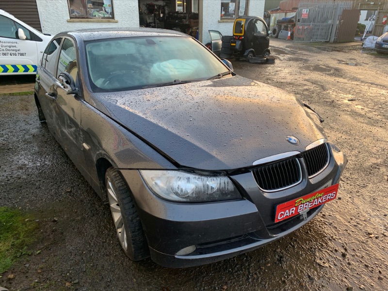 2006 BMW 3 SERIES 320 for breaking