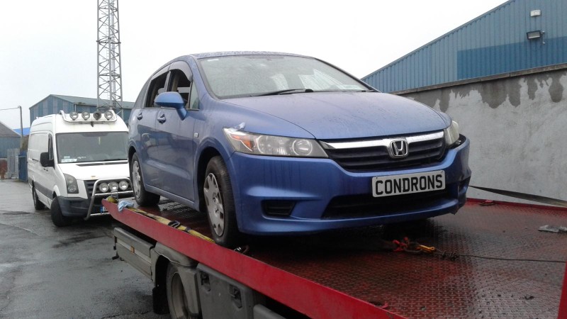 2006 HONDA STREAM RN6 5DR CVT 1.8 for breaking