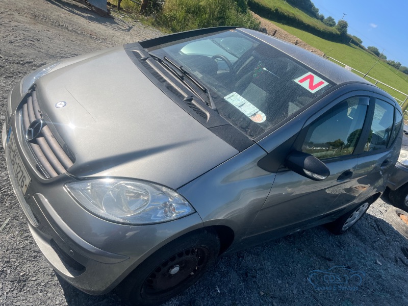 2006 MERCEDES A-CLASS A A150 5DR AUTO 150 for breaking