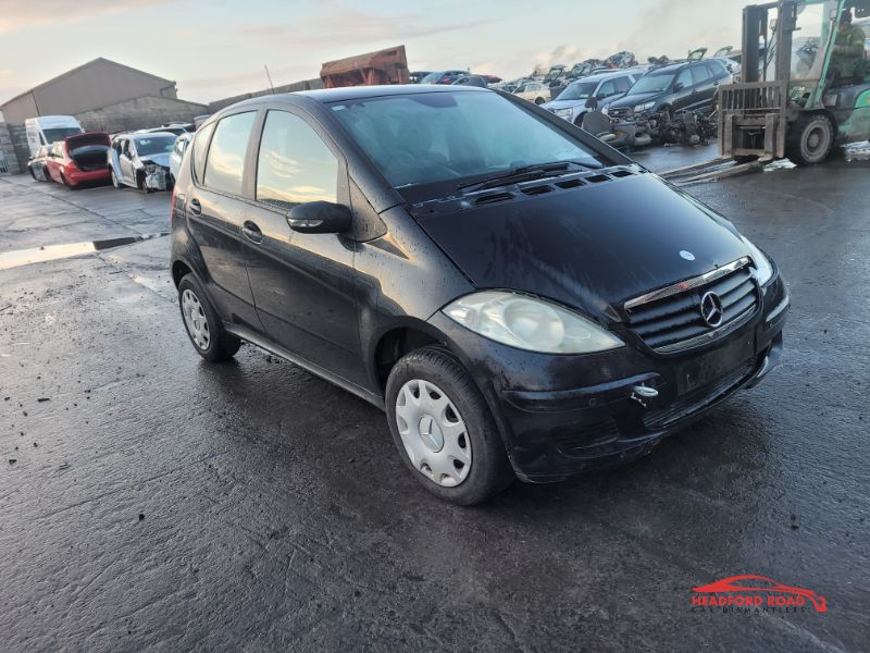 2006 MERCEDES A-CLASS CLASSIC 5DR AUTO 150 A150 for breaking