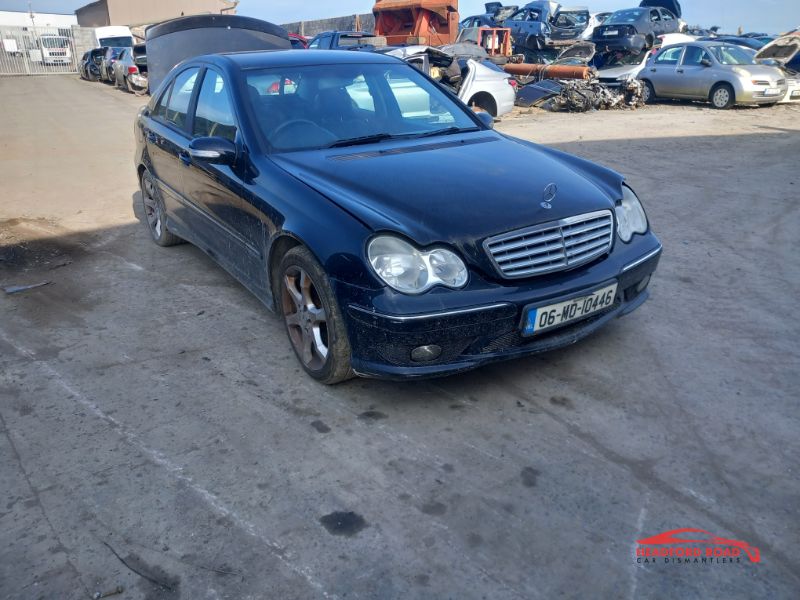 2006 MERCEDES C-CLASS 220 C SERIES CDI SPORT EDITION 4DR A for breaking