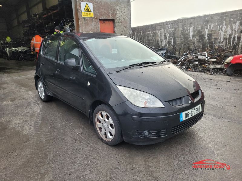2006 MITSUBISHI COLT 1.1 INFORM LOOK for breaking