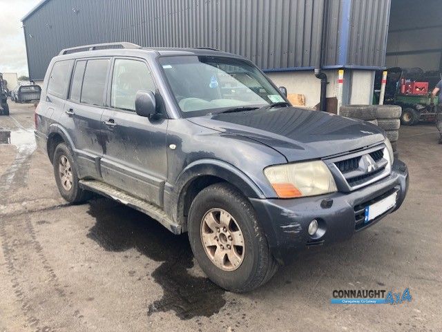 2006 MITSUBISHI PAJERO CK 3.2 COMMERCIAL for breaking