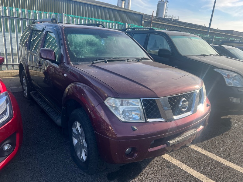 2006 NISSAN PATHFINDER AVENTURA DCI A for breaking
