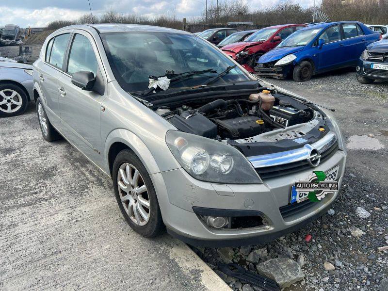 2006 OPEL ASTRA DESIGN 1.4 I 16V 5DR for breaking