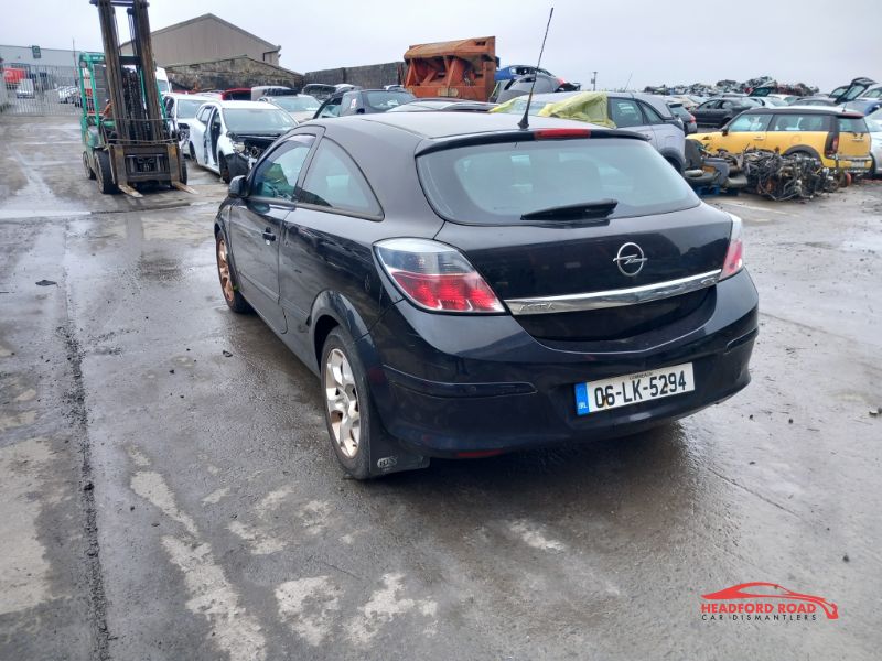 2006 OPEL ASTRA SXI 1.4 I 16V 3DR for breaking